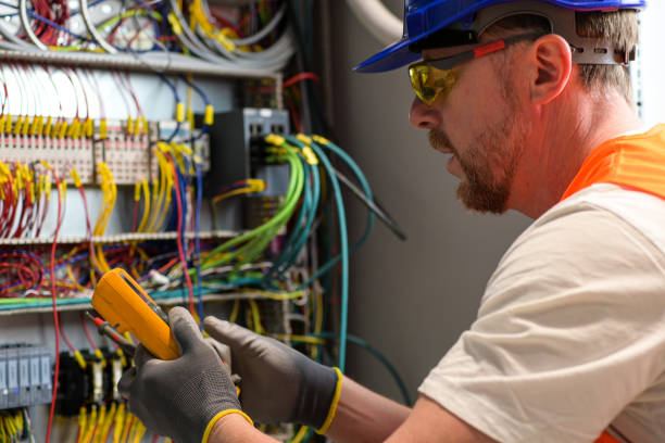 Best Licensed Electrician  in Heritage Hills, NY